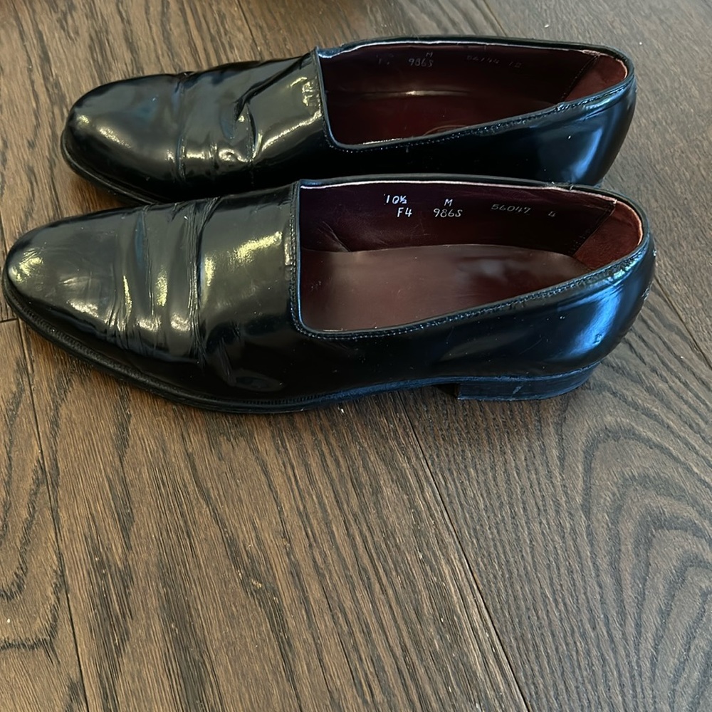 Allen Lilly men’s loafers